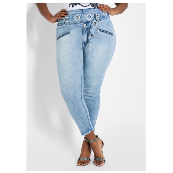 Edgy Grommet Belted Skinny High Waist Jeans - Picture 2 of 4